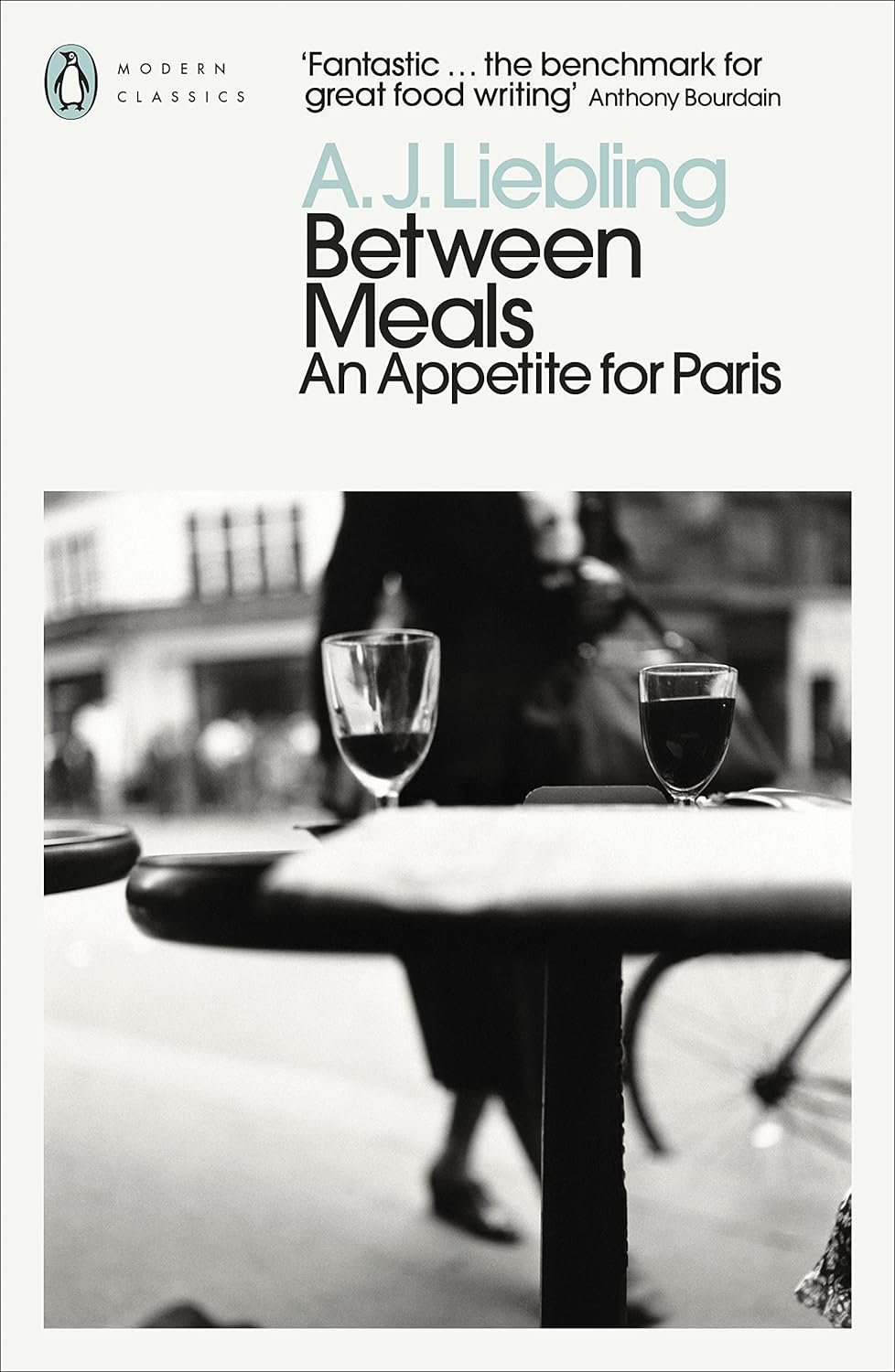 Between Meals: An Appetite for Paris