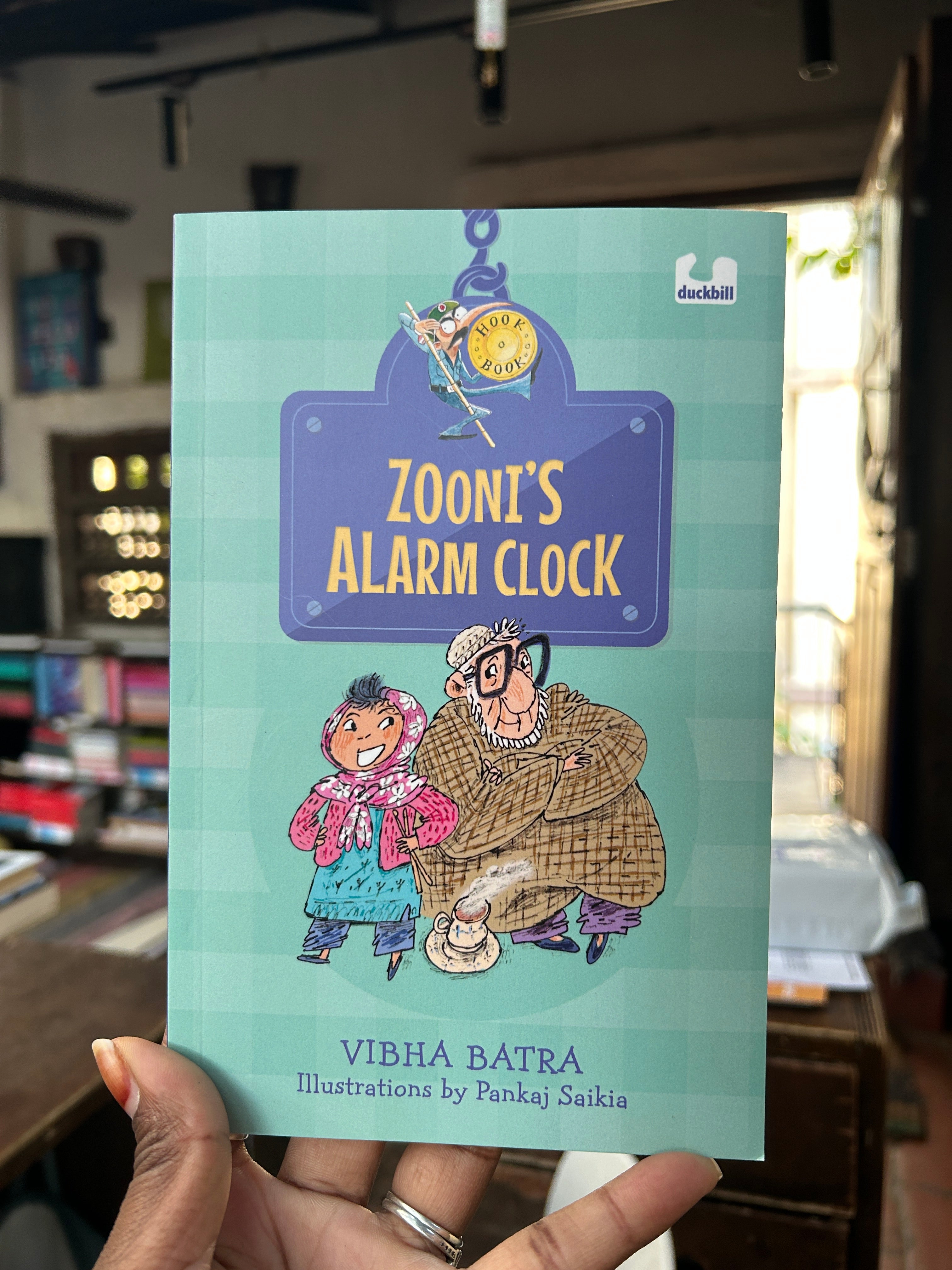 Zooni’s Alarm Clock (Hook Book)