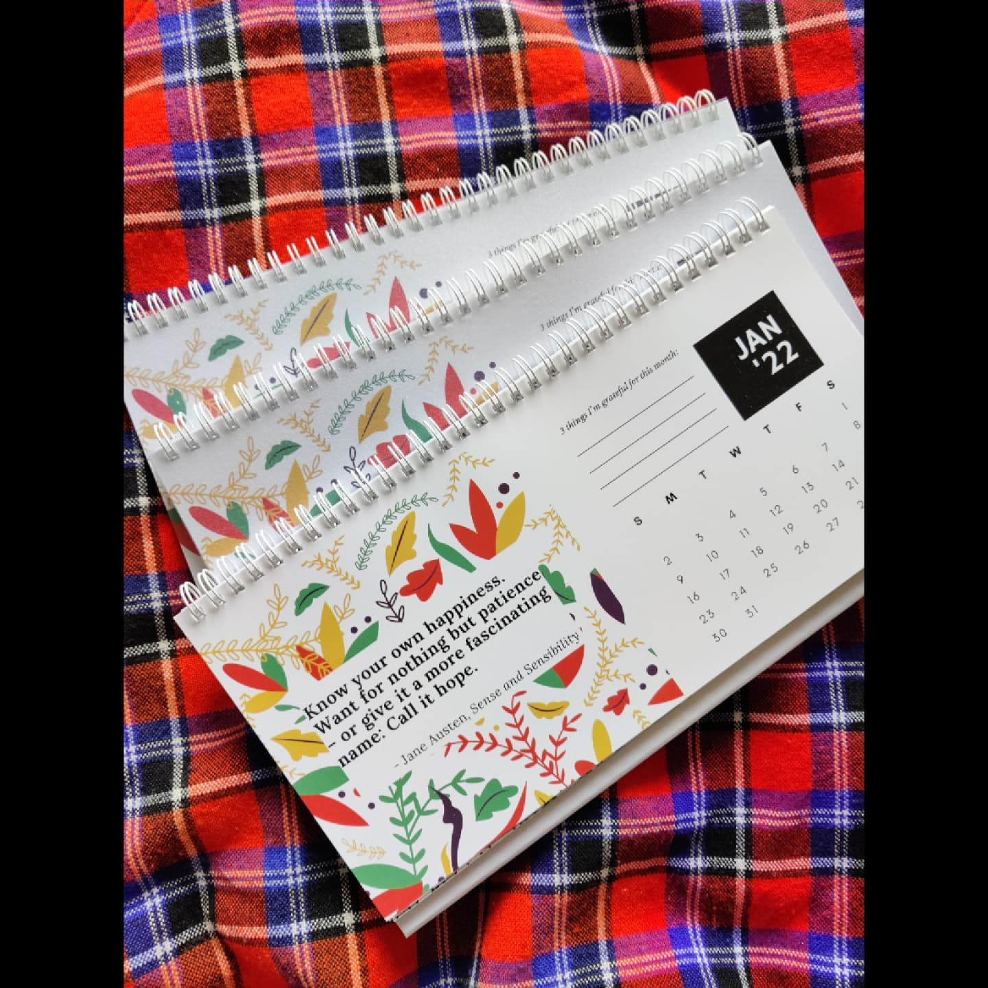 Literarty Gratitude Desktop Calendar 2022