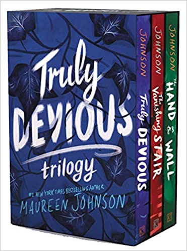 Truly Devious: Boxset