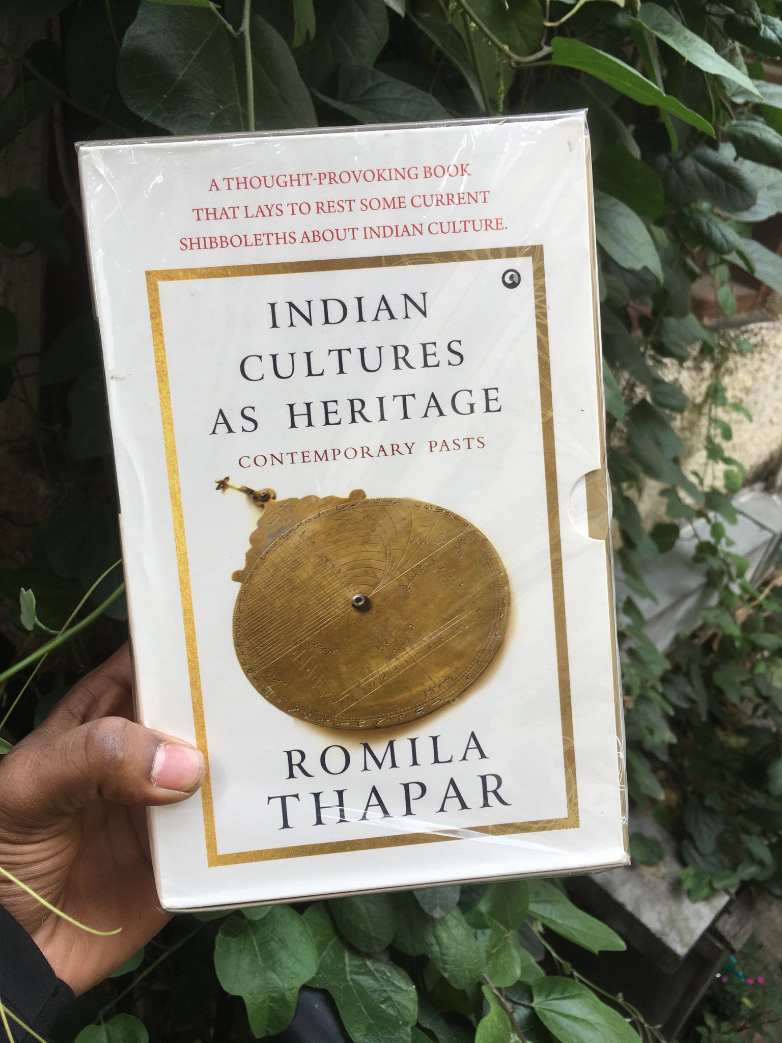 Romila Thapar Box Set: Indian Cultures As Heritage, The Past As Present, The Public Intellectual In India