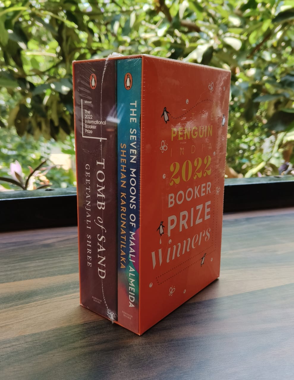 The Penguin India 2022 Booker Prize Winners (Box Set): Tomb Of Sand And The Seven Moons Of Maali Almeida